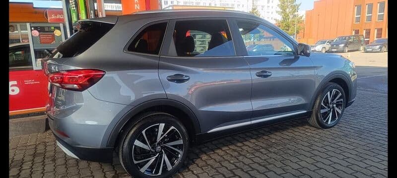 MG ZS Hibrid +